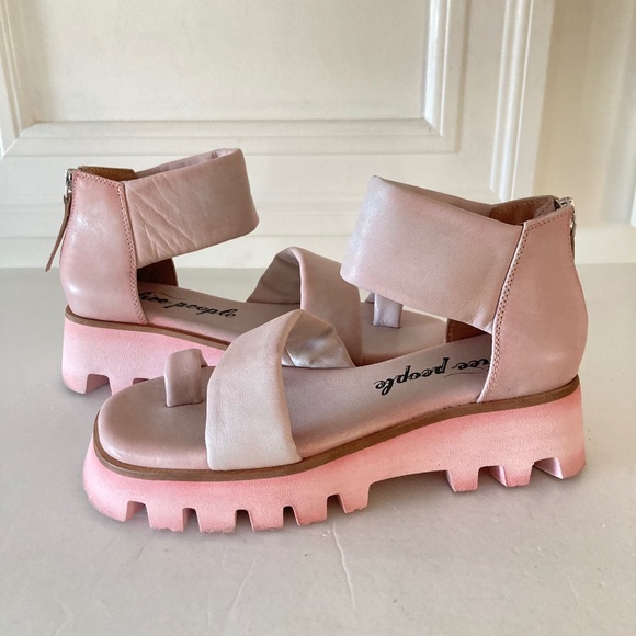 Free People Shoes - Free People Maddox Lug Sole Pink Leather Sandals Sz 36